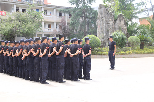 集团首届护卫队骨干培训班在公司圆满举行