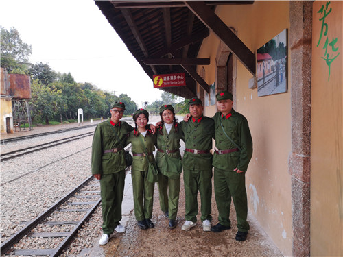 共赴历史的印记—第十七直管部党支部组织入党积极分子参观碧色寨红色基地