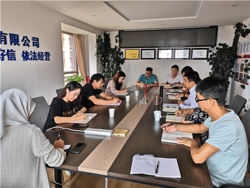 万向遵调研国际工程部