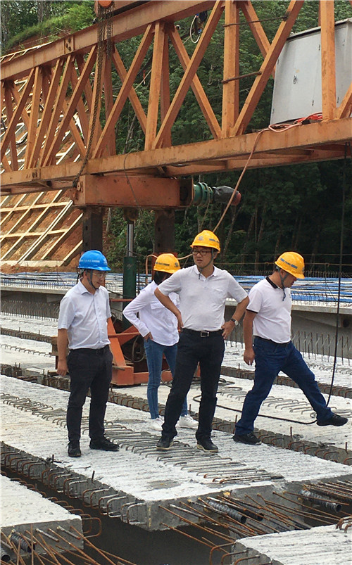 万向遵调研景洪南过境公路G214项目