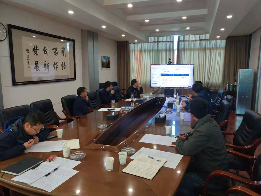 【公司动态】公司召开高速公路架桥机施工动画研讨会暨机械设备租购经济成本分析会