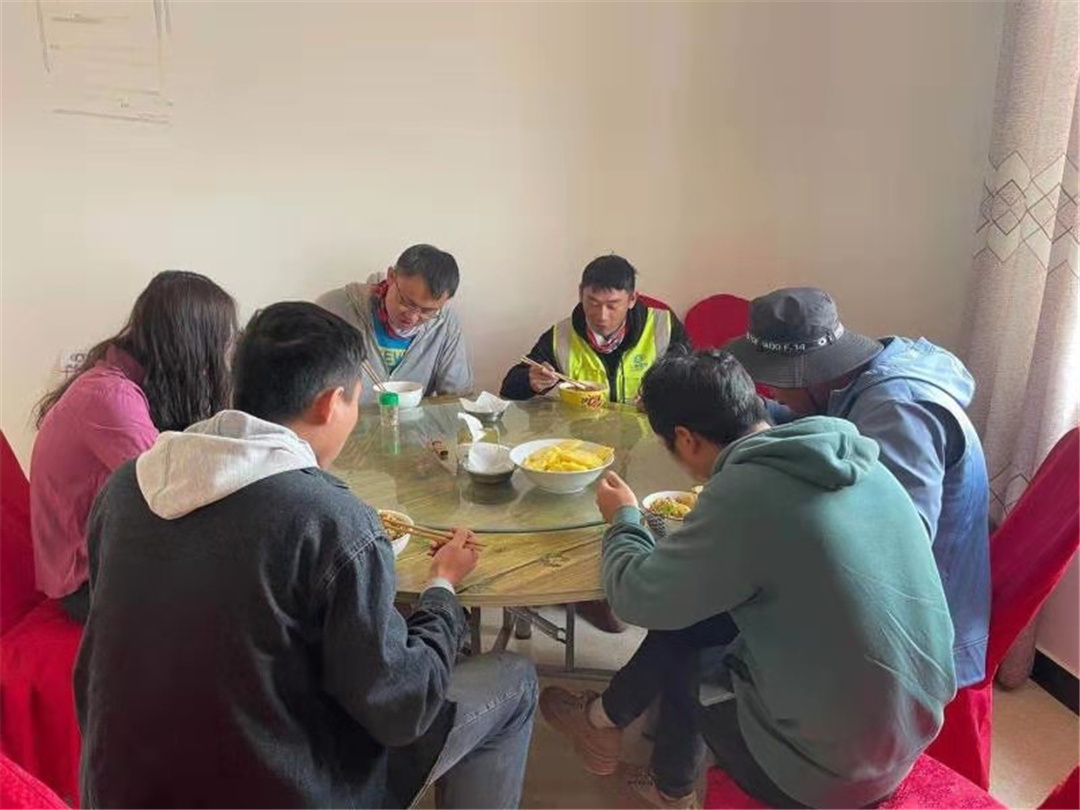 无论再忙，也别忘了吃饭 ?——二建干饭人图鉴