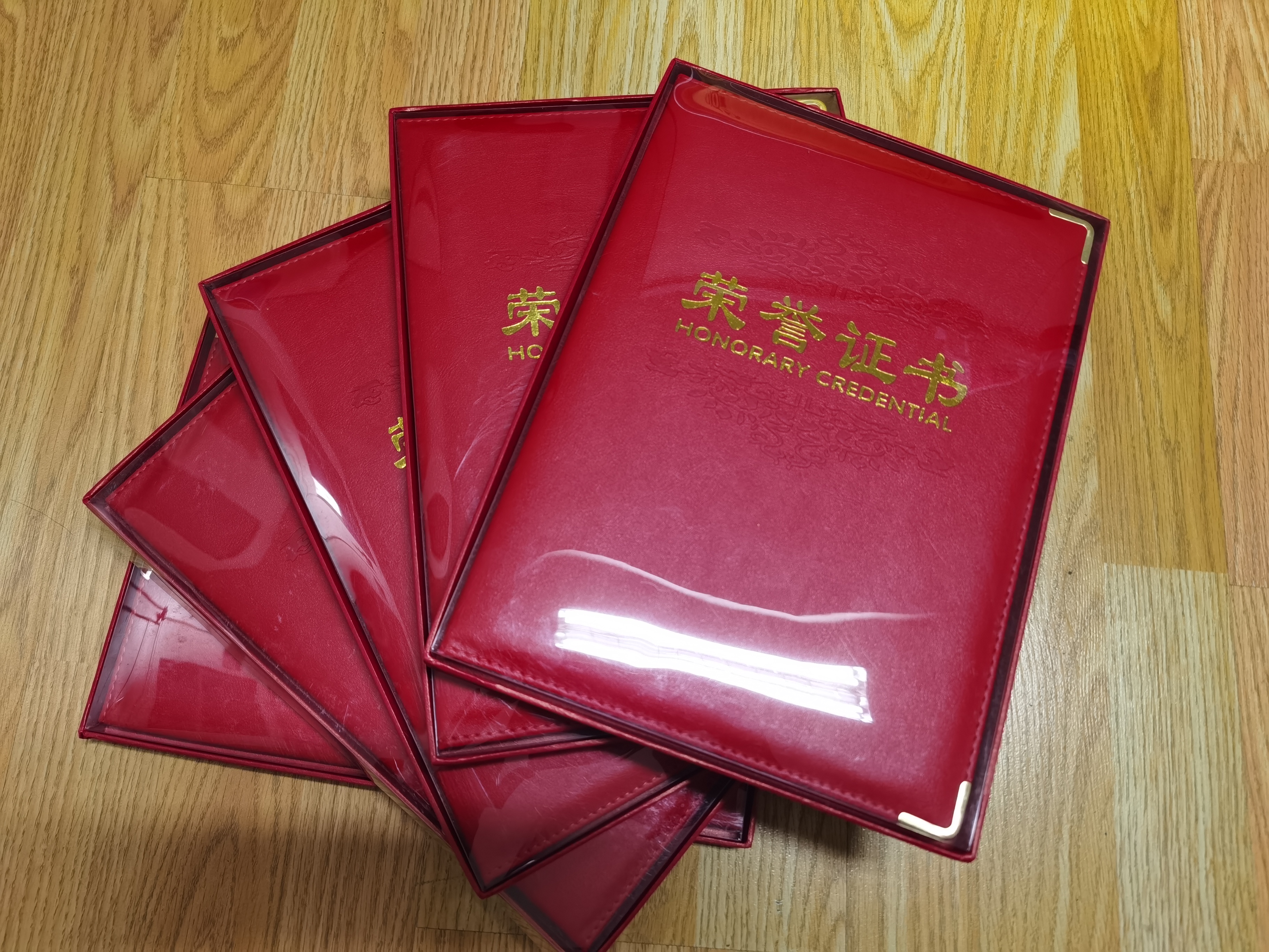 【创先争优】中国共产党成立100周年云南建投集团“两优一先”表彰大会隆重举行！公司五人一集体获表彰