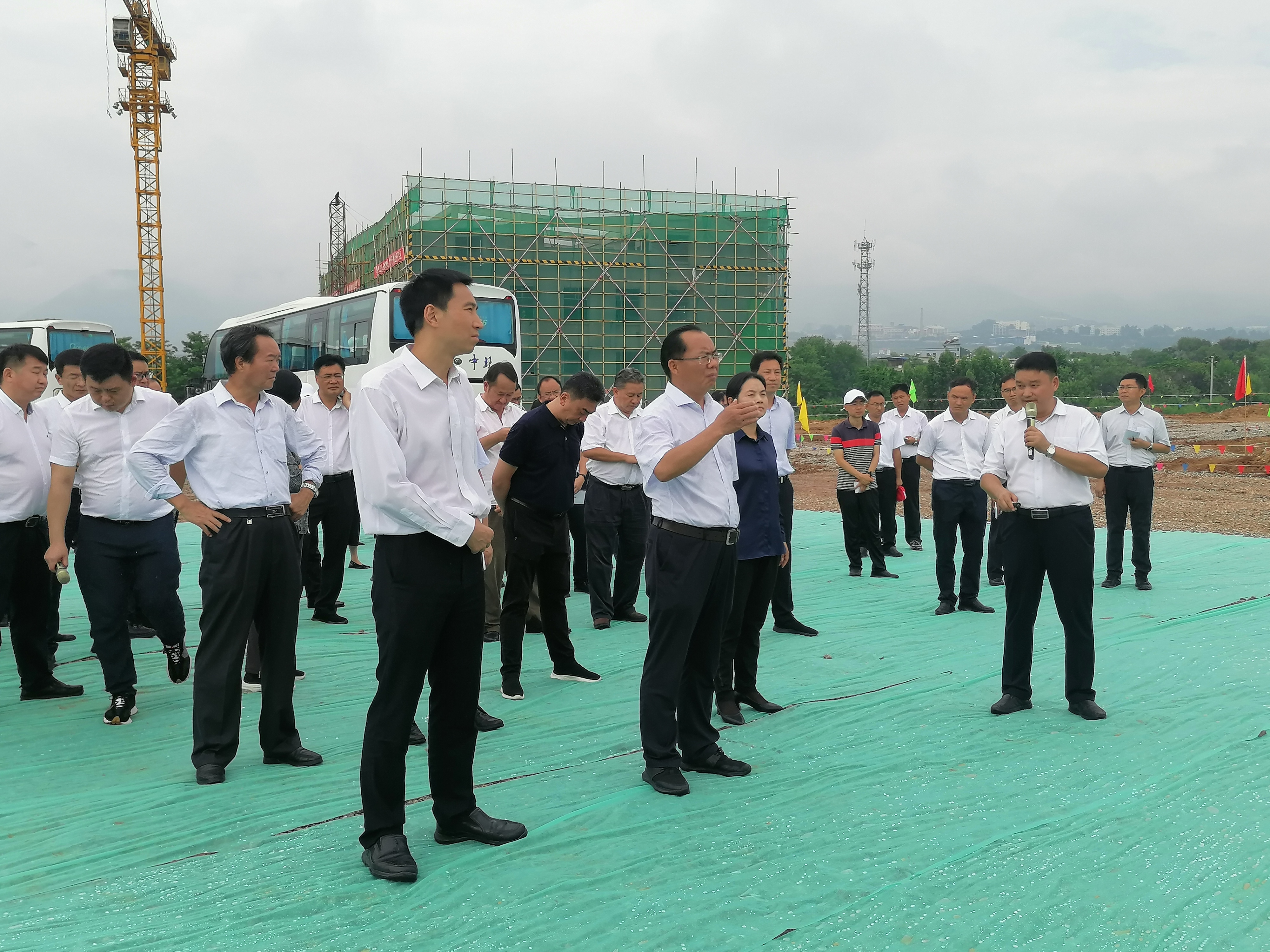 【调研检查】玉溪市市委书记王力一行到元江县人民医院迁建项目考察调研