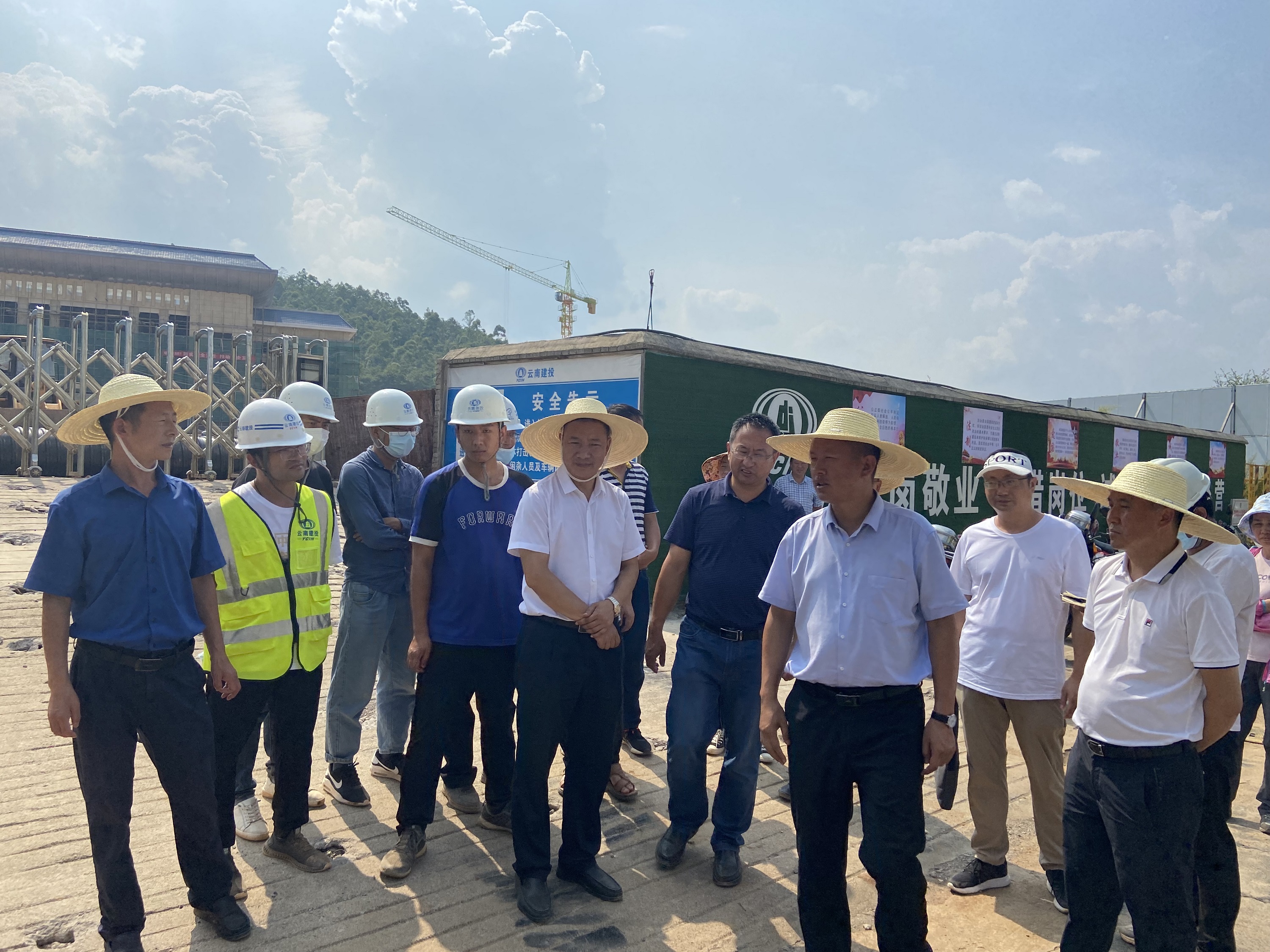 【调研检查】罗平县委书记海建才调研党校项目建设推进情况