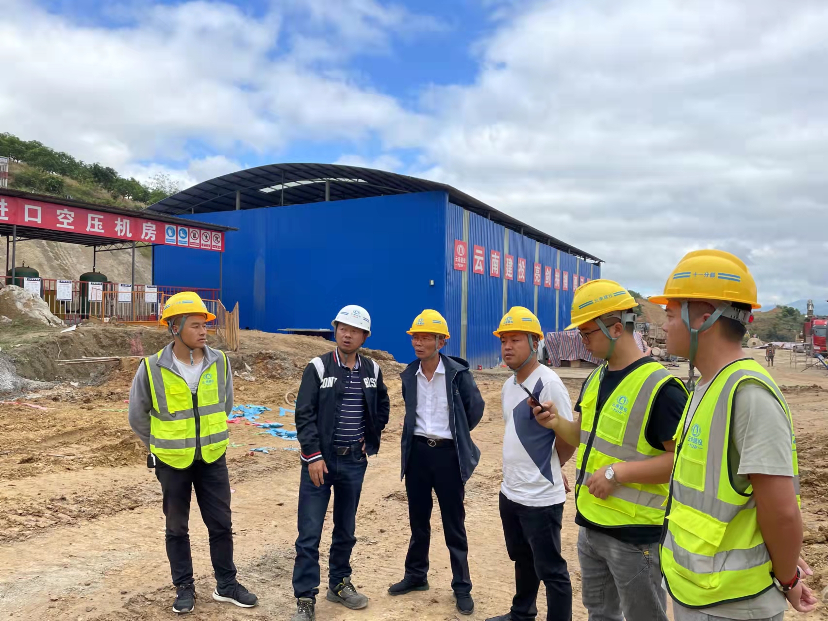 【我为群众办实事】公司领导调研第十九直管部永金高速项目