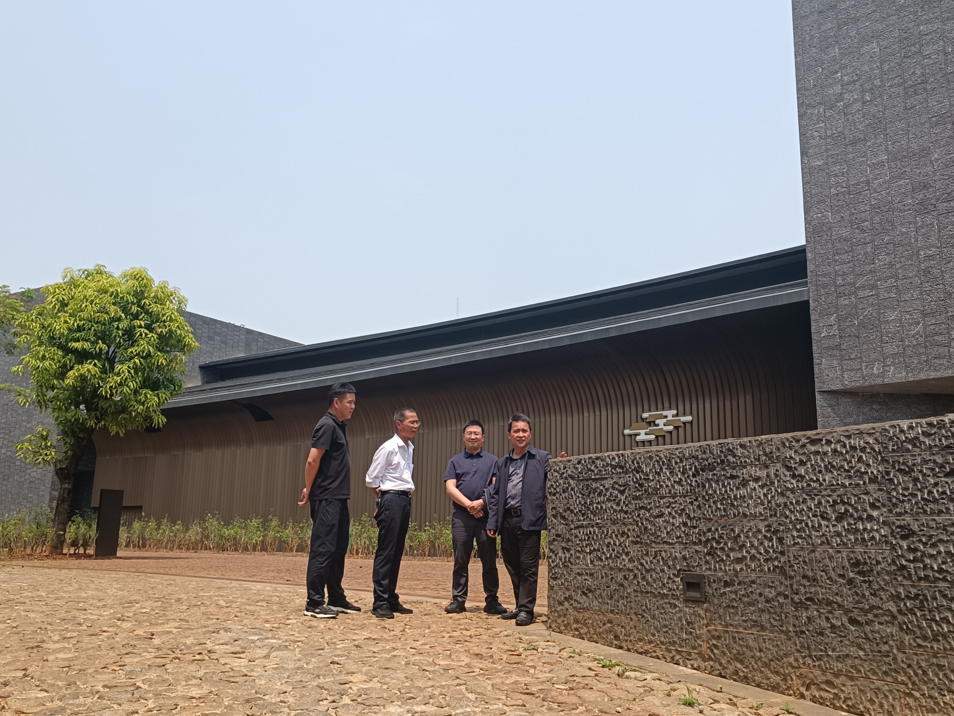 【贯彻一线工作法】公司领导到景迈小镇一期B地块项目调研检查