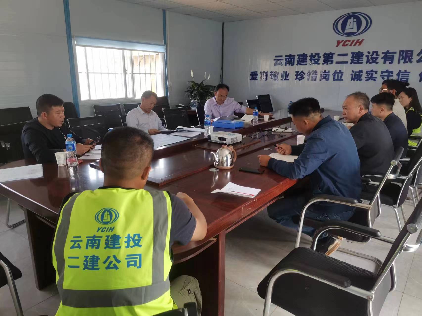 【贯彻一线工作法】陈定华调研高原特色农副产品现代物流园建设项目一期14#仓库项目